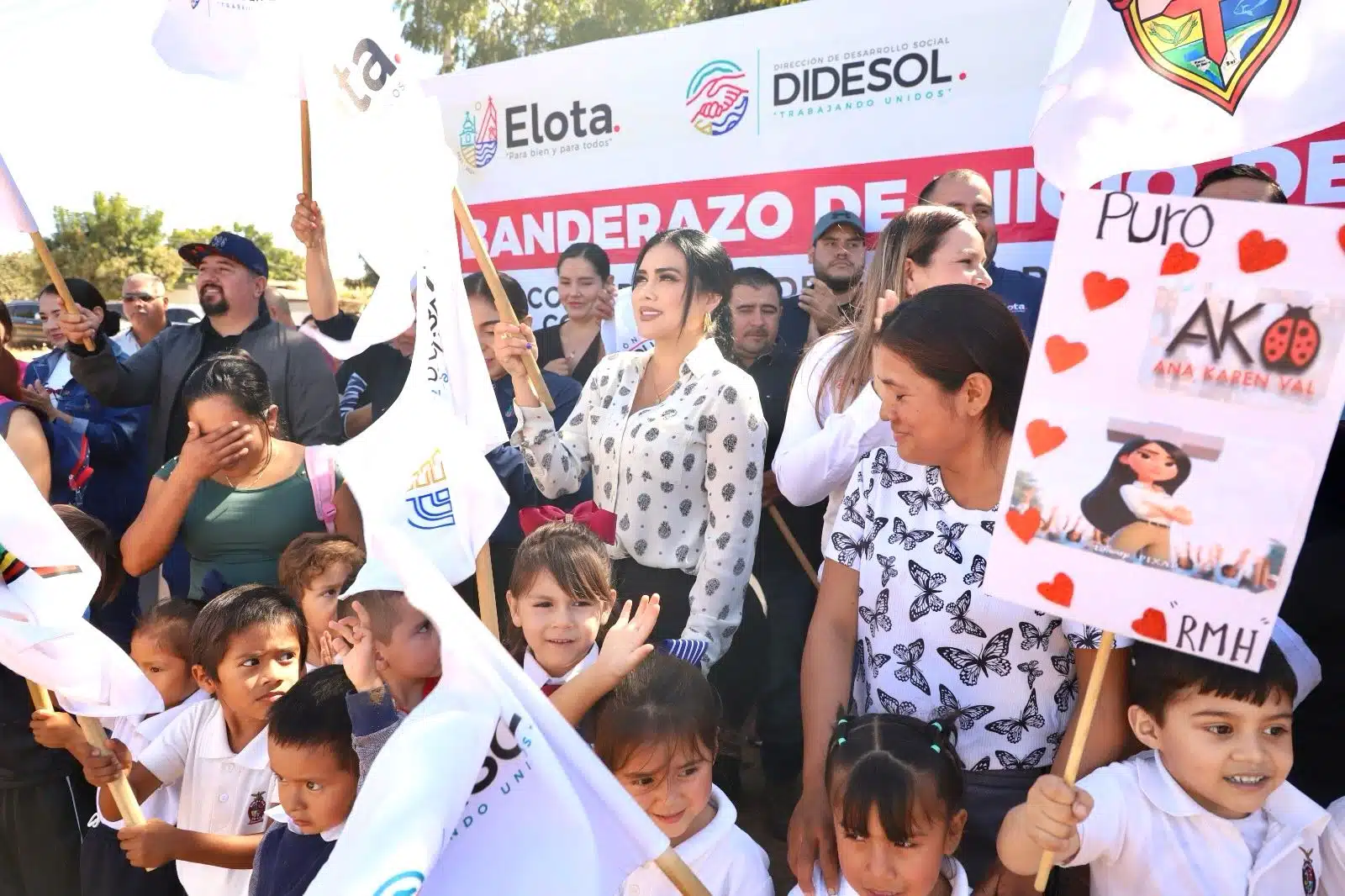 Banderazo de inicio de construcción del primer parque recreativo en la comunidad de Tayoltita