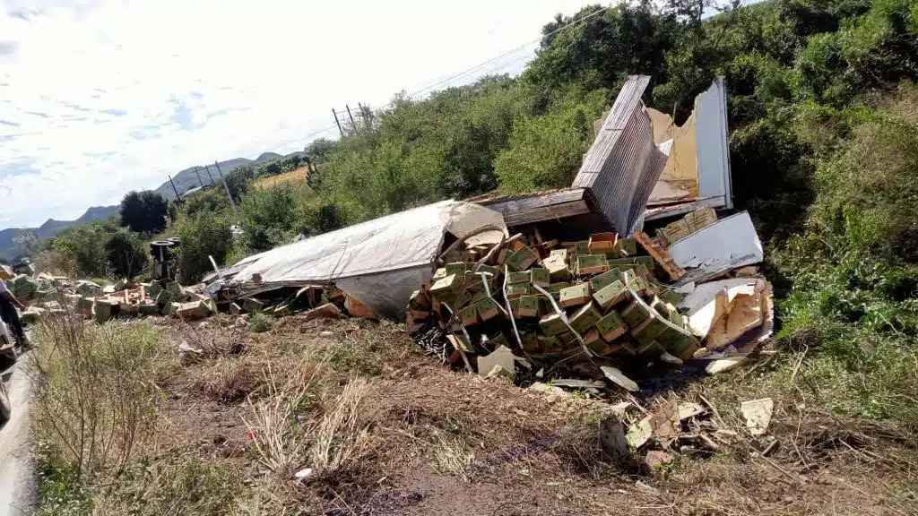 Tráiler tras accidente