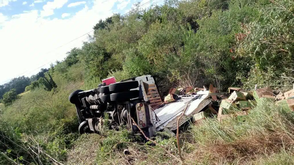 Tráiler tras accidente