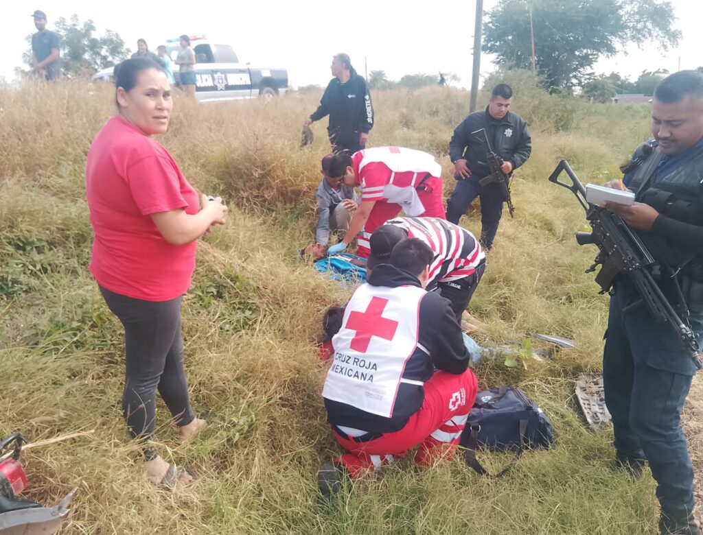 Personas accidentadas en carretera de Guasave