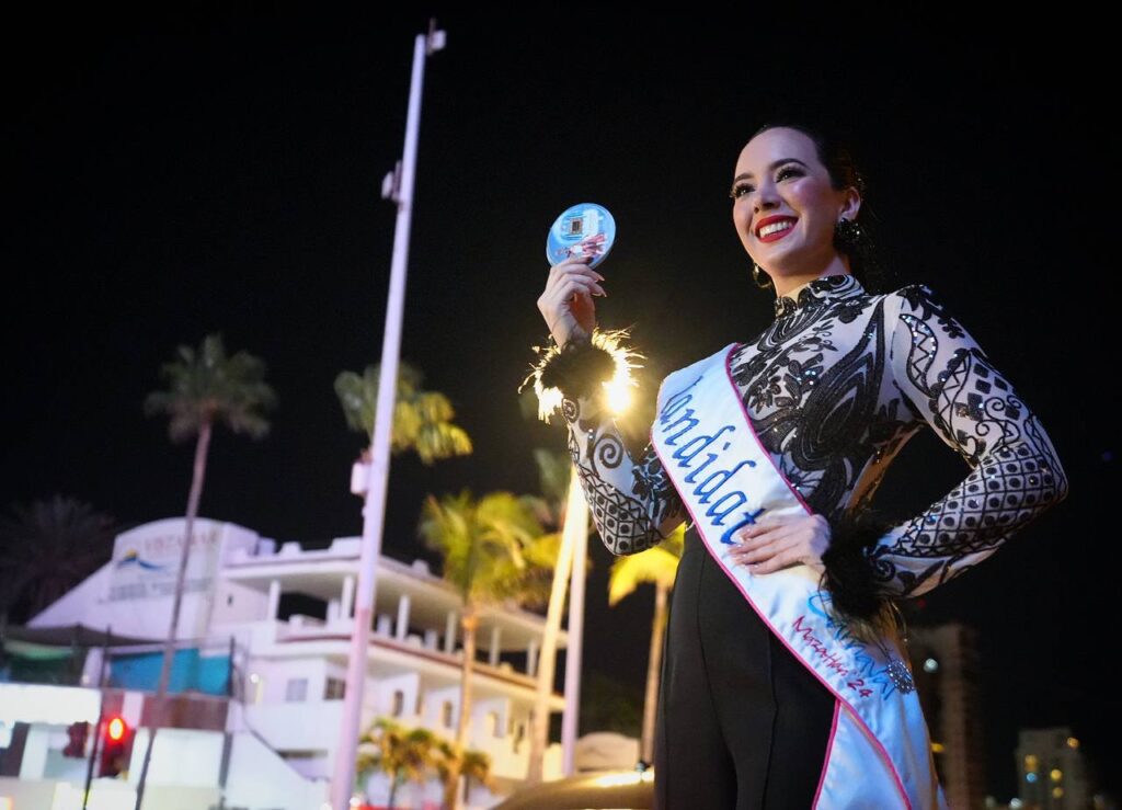 Candidata a Reyna para el Carnaval Internacional de Mazatlán 2024 “Eclipse Barroco”