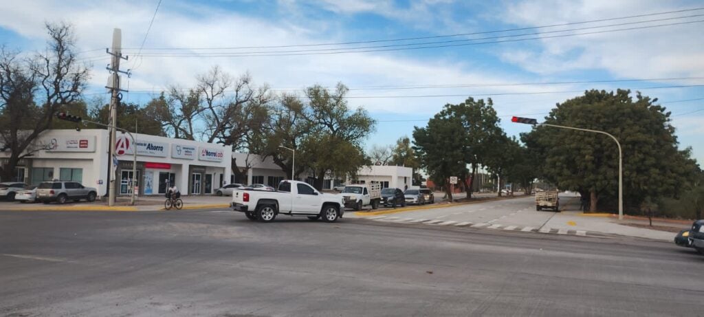 Carril oriente del bulevar Antonio Rosales en Los Mochis