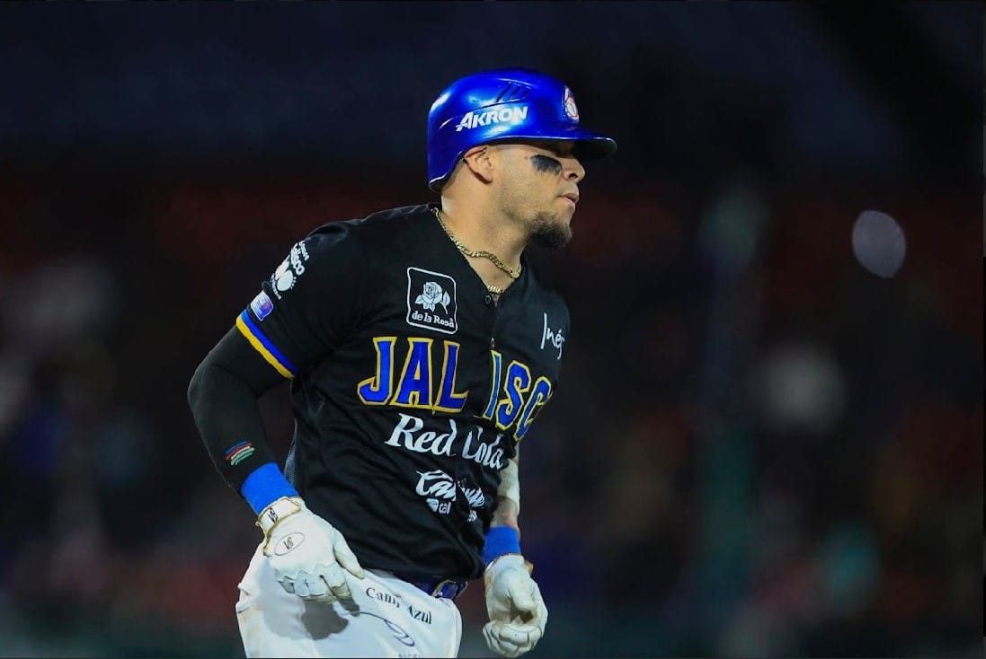 El mochitense Sebastián Valle dio par de cuadrangulares por Charros