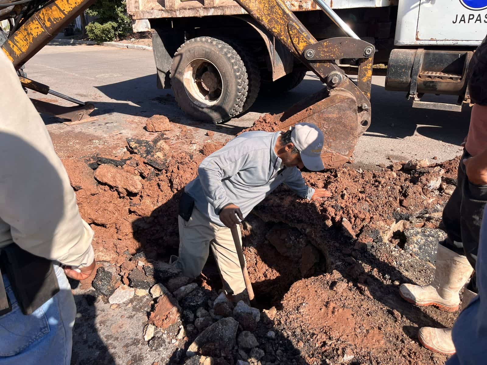 Obras en Guamúchil por fuga