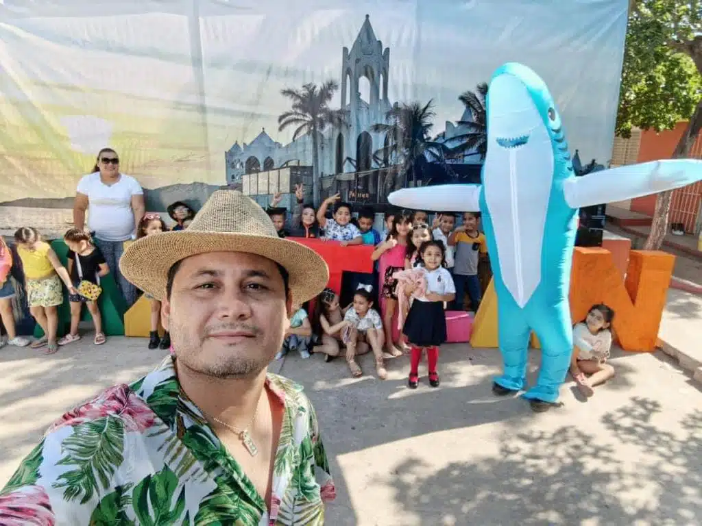 Alumnos de primaria visitan el Gran Acuario Mar de Cortés