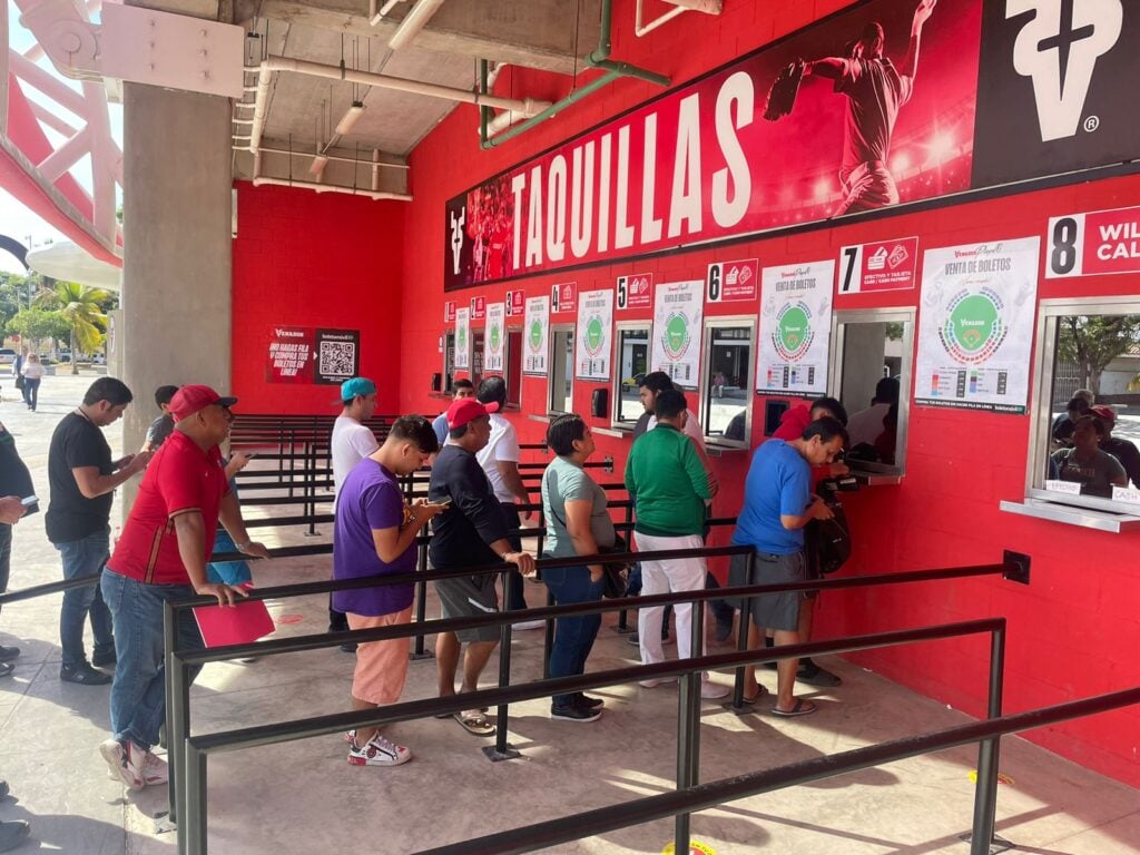 La afición de Venados de Mazatlán busca un boleto para no perderse el Juego 6 de la primera ronda de playoffs ante Charros de Jalisco.