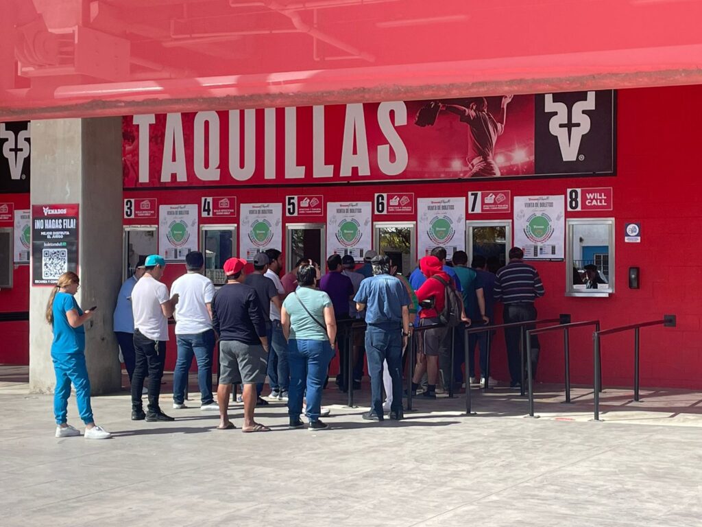La afición de Venados de Mazatlán busca un boleto para no perderse el Juego 6 de la primera ronda de playoffs ante Charros de Jalisco.