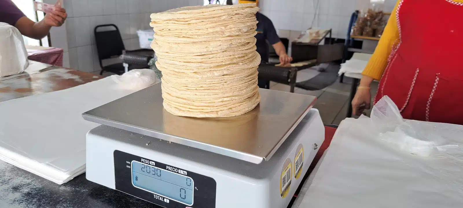 tortillas en báscula