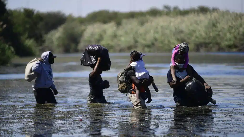 ¡Conmoción! Se ahogan tres mexicanos al intentar cruzar el Río Bravo