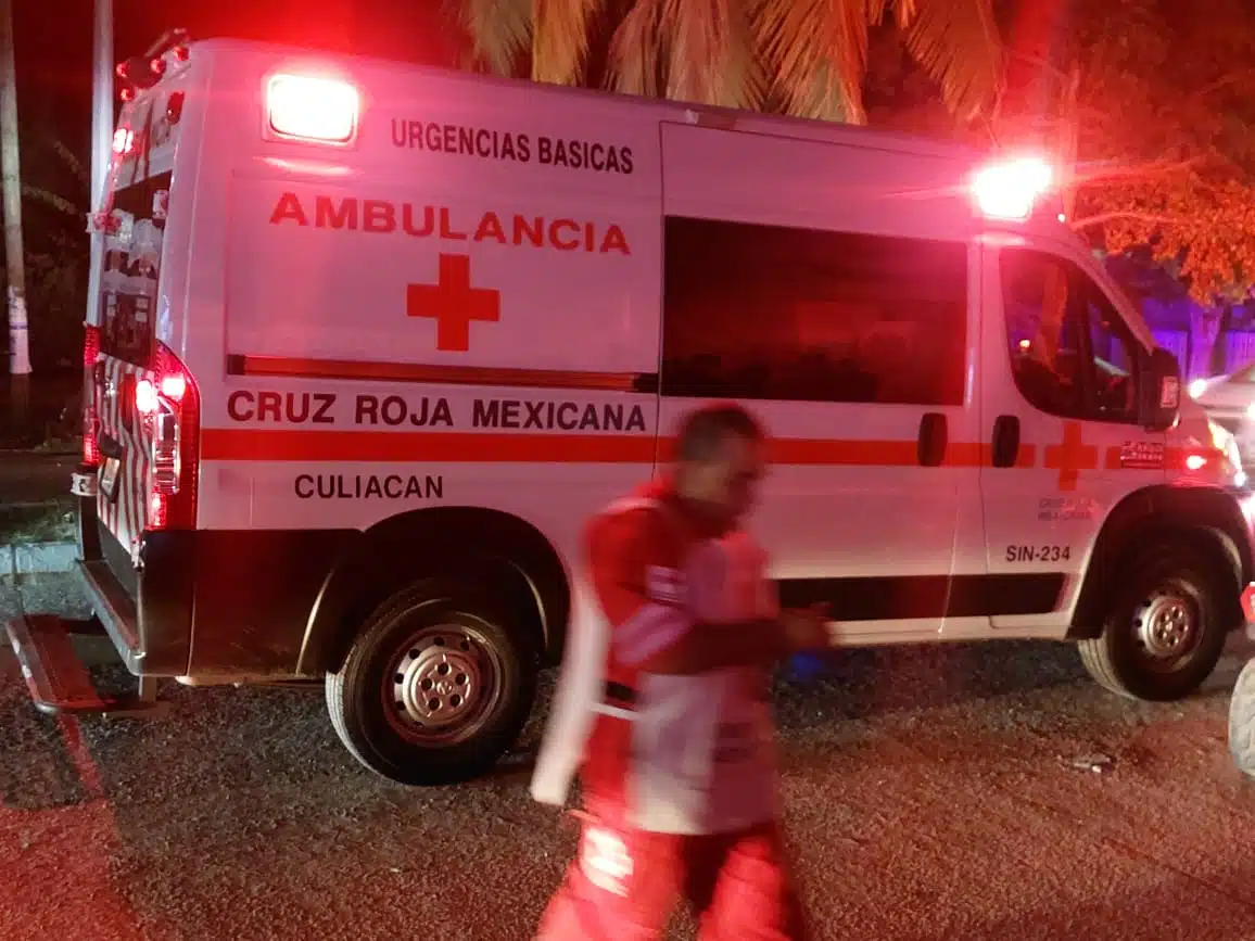 Ambulancia de la Cruz Roja Culiacán