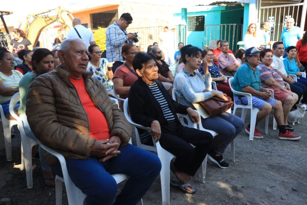 Vecinos de la colonia Hogar del Pescador