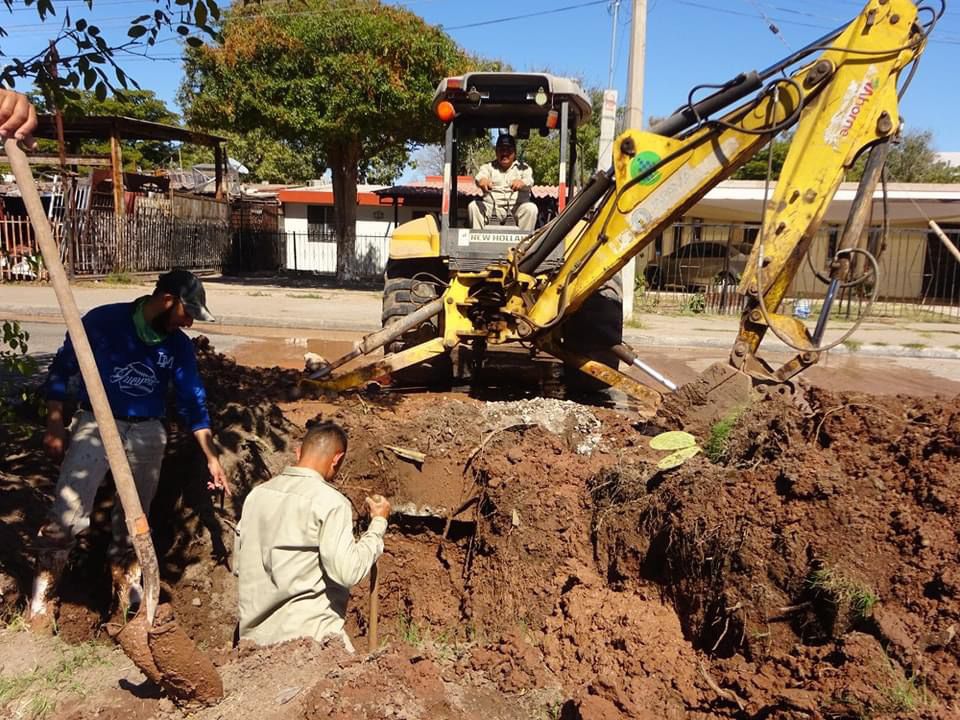 Japama en trabajos de rehabilitación de drenajes caídos