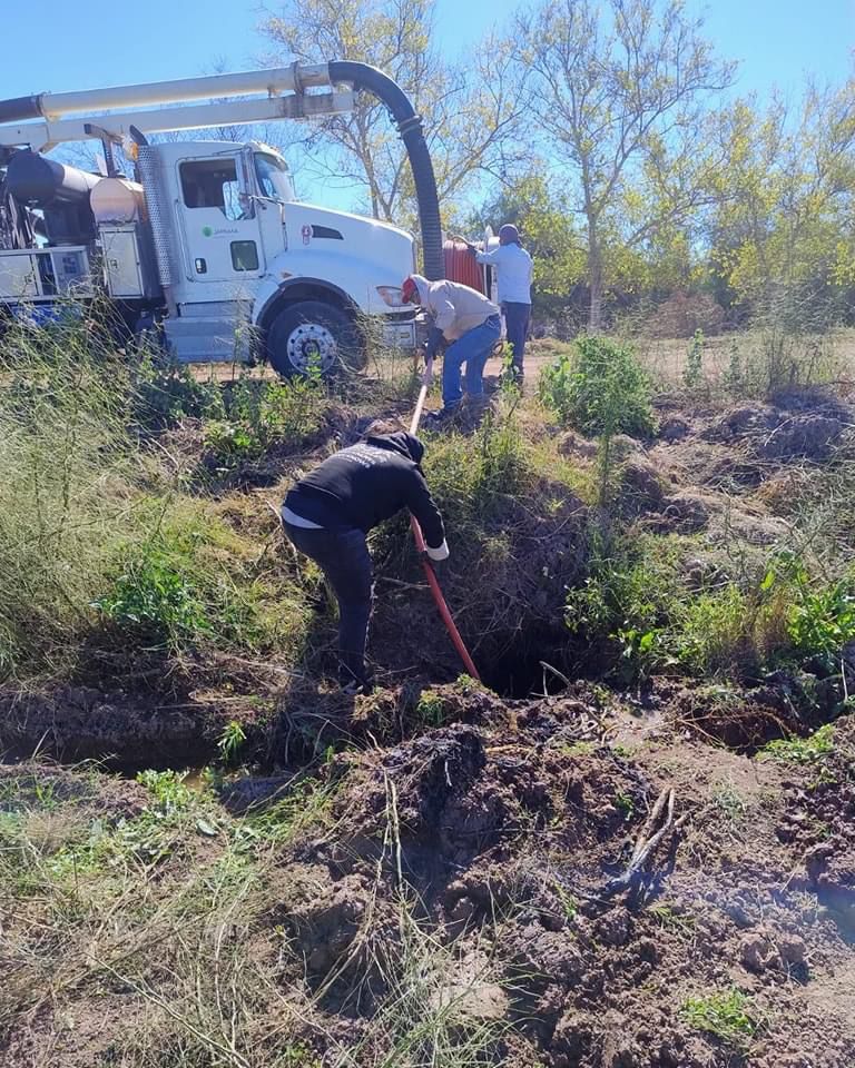 Japama en trabajos de rehabilitación de drenajes caídos