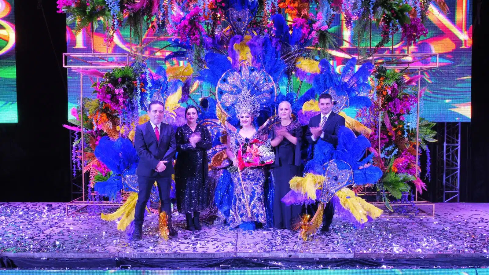 Alondra Camacho reina del Carnaval de Guamúchil 2024