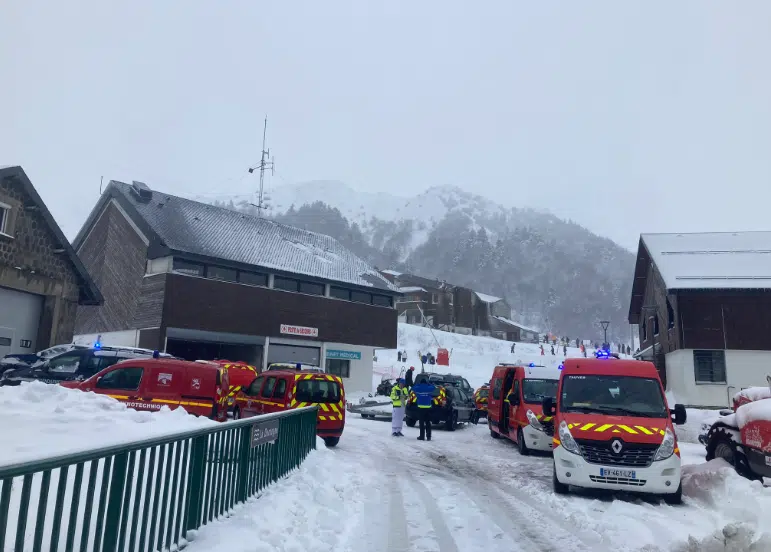 Avalancha de nieve en Francia deja 4 fallecidos