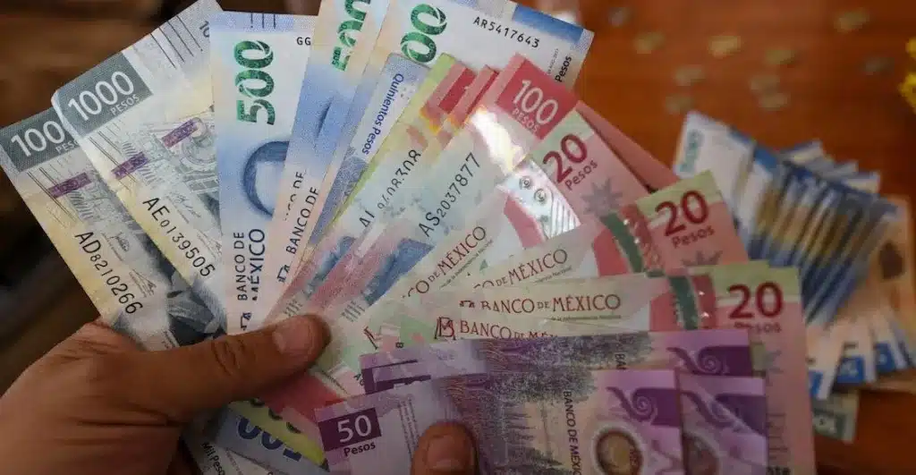 Billetes de México de distintas cantidades