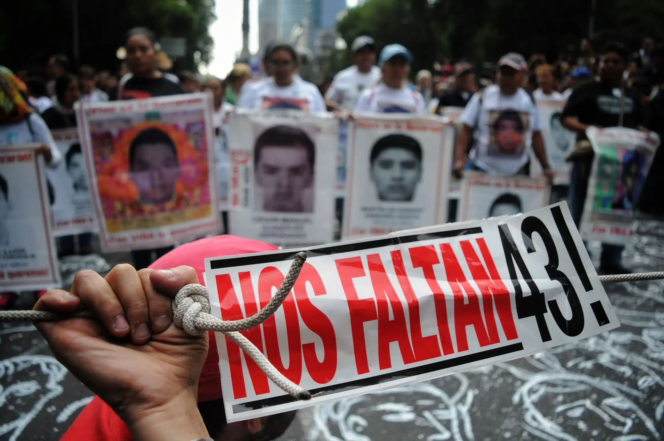 Discan auto de formal prisión contra militares por caso Ayotzinapa