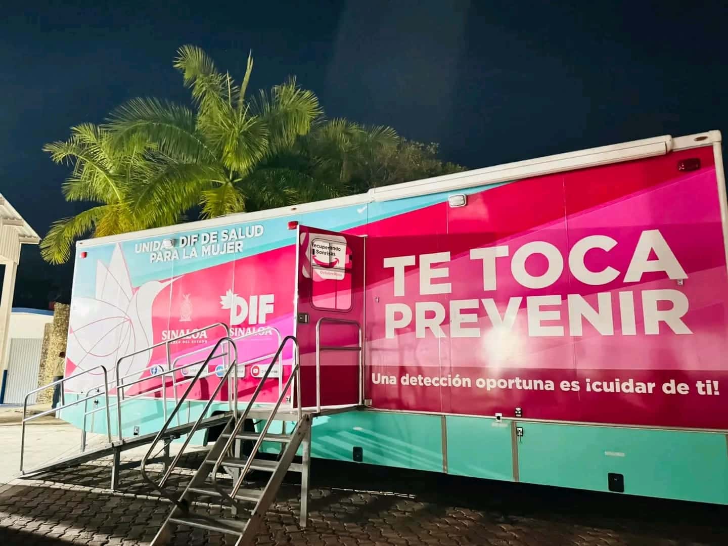 Unidad Móvil del DIF Rosario