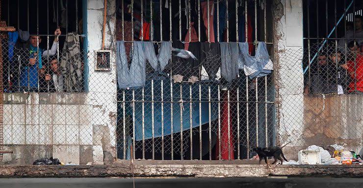 Declaran emergencia carcelaria en Colombia tras aumento de violencia