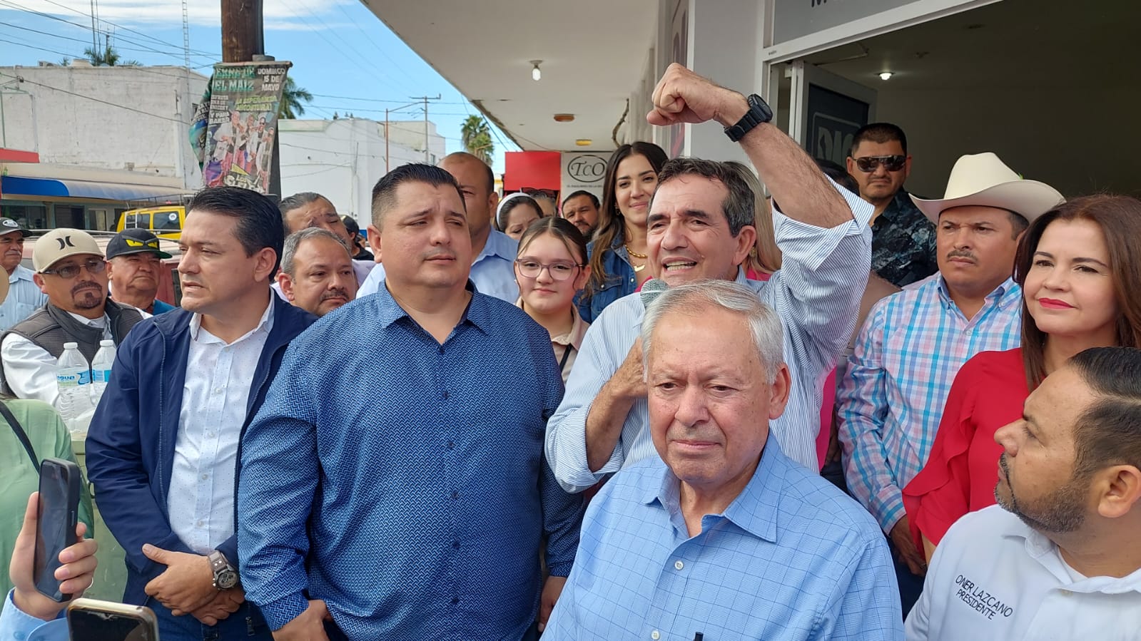 Alberto Rivera e integrantes de PAS