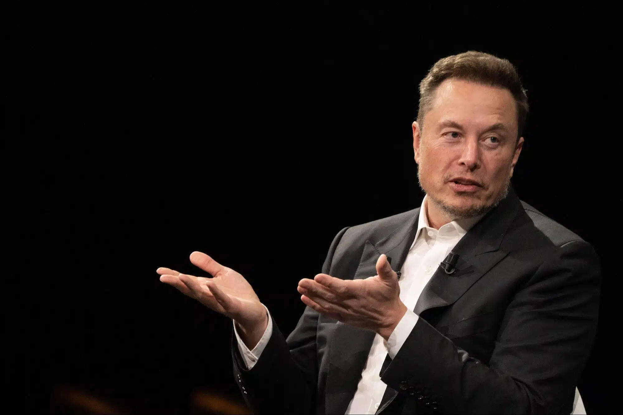 Elon Musk demanda a restaurante por llamarse 