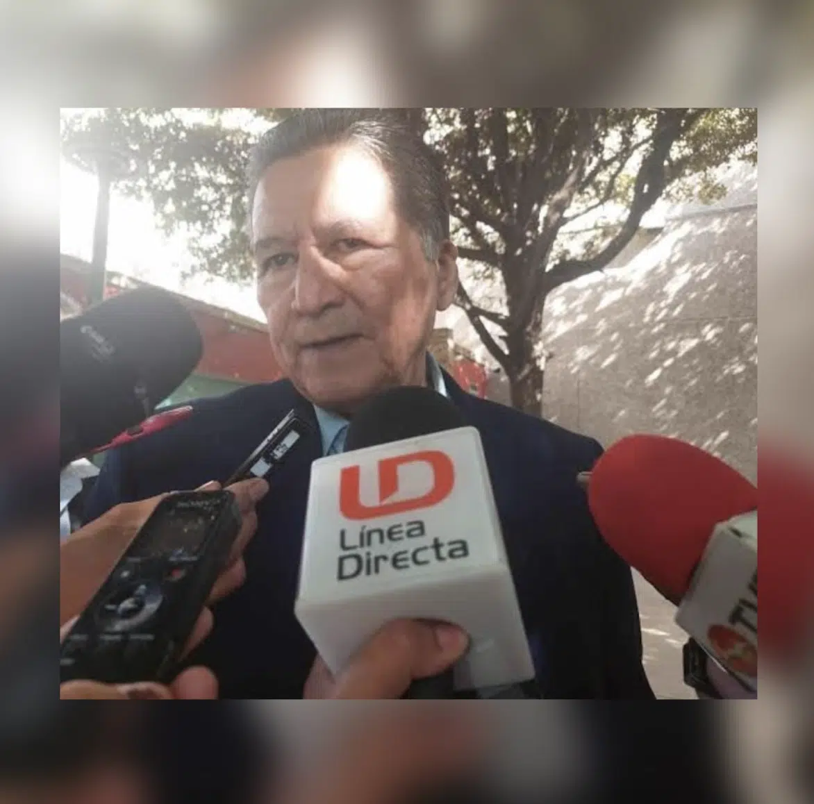 Feliciano Castro Meléndrez en entrevista con los medios de comunicación en Culiacán