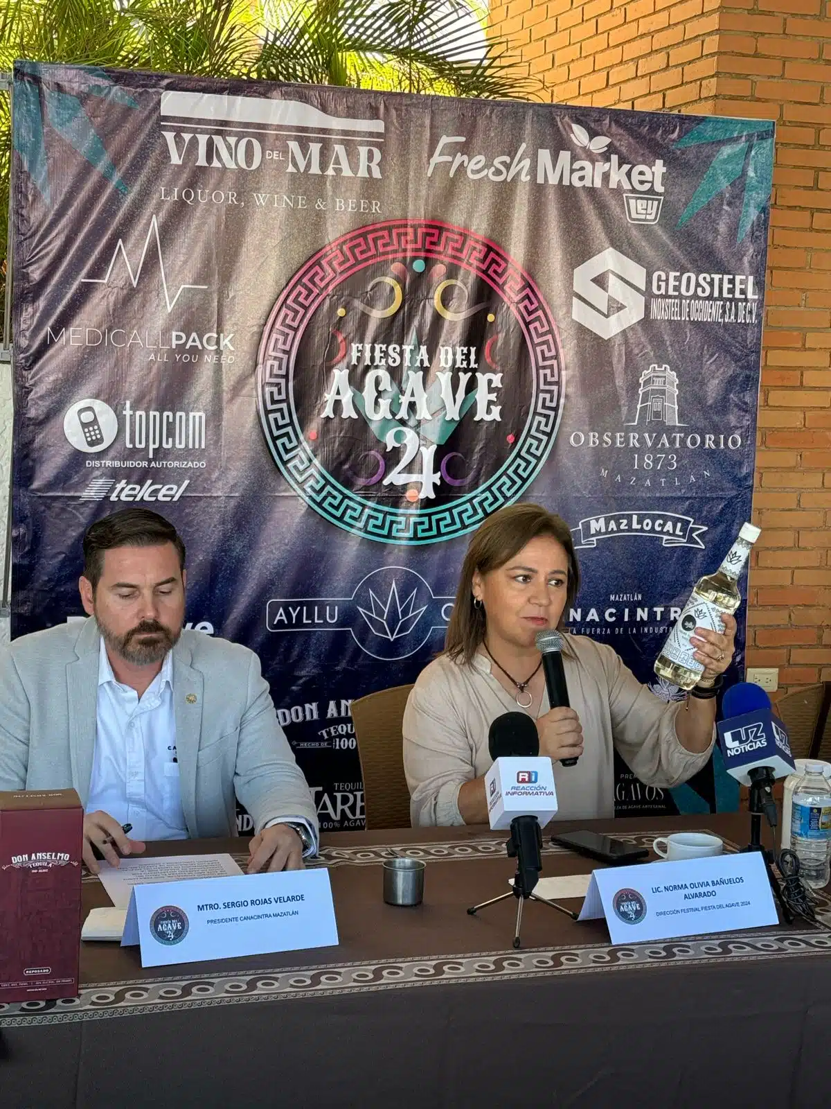 Conferencia de prensa sobre la Fiesta del Agave en Mazatlán