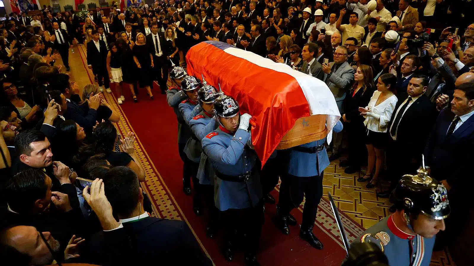 Despiden a Sebastián Piñera con funeral de Estado en Chile