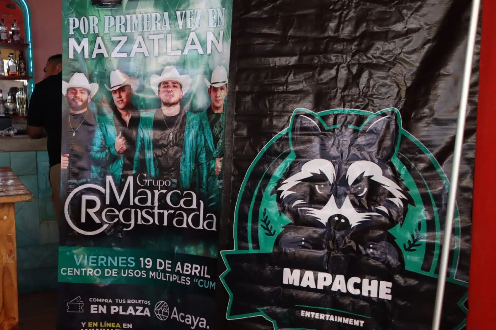 Cartelera que promociona que estará el Grupo Marca Registrada en Mazatlán