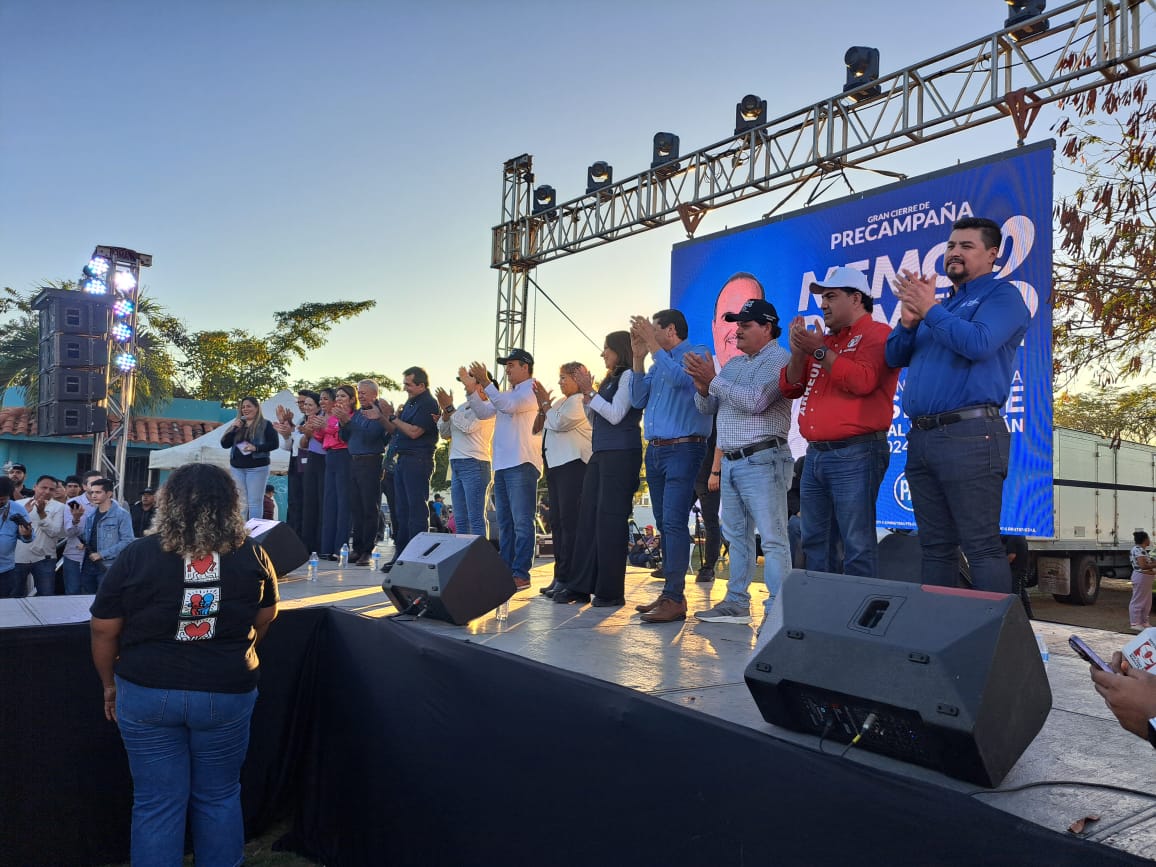 Guillermo Romero Rodríguez en el cierre de su precampaña como precandidato a la alcaldía de Mazatlán