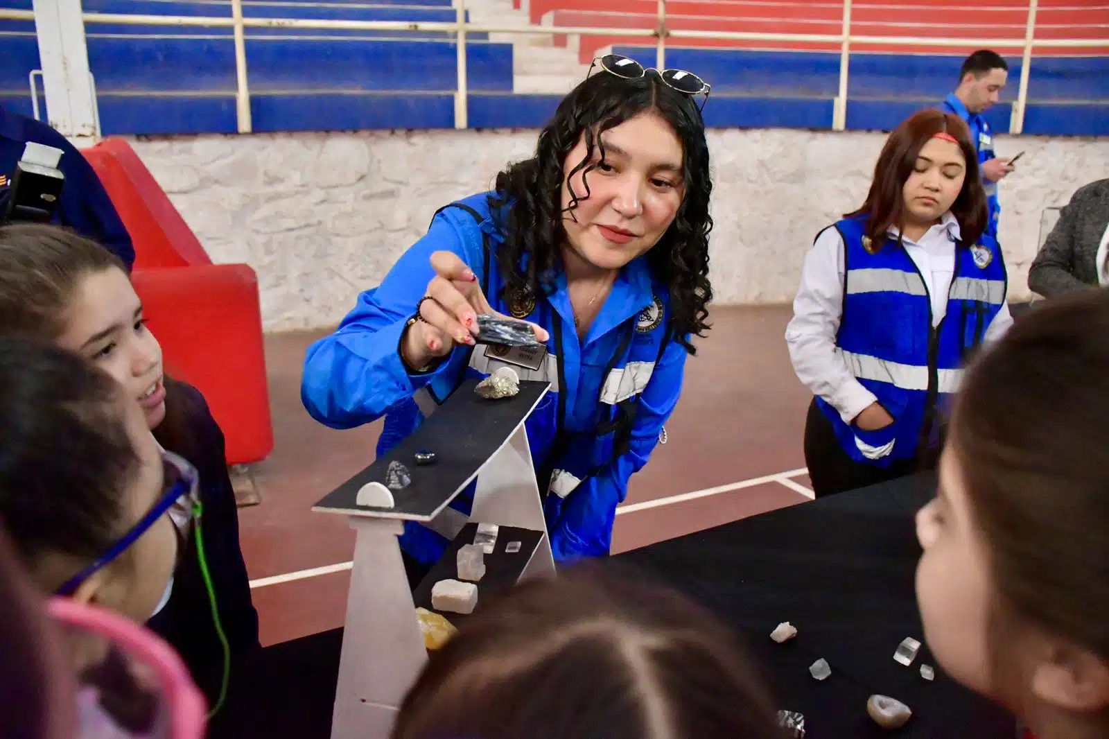 Alumnos de primaria exploran el Pabellón Minero Infantil