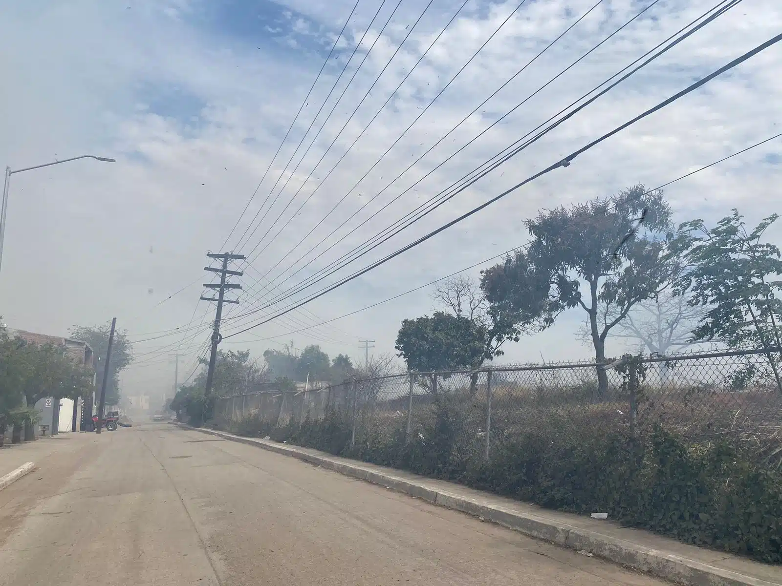 Incendio de un terreno baldío en Villa Unión