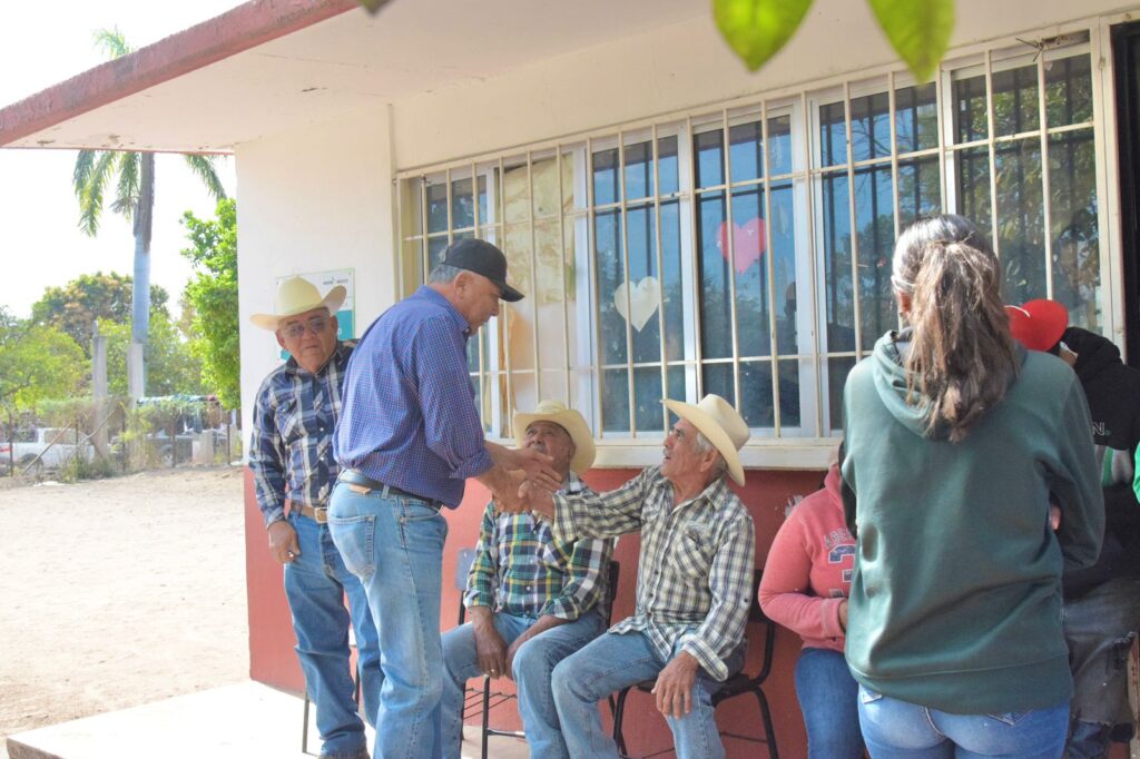 Salud Municipal trasladó todos los servicios médicos para mejorar la calidad de vida de los habitantes de Joaquín Amaro y las comunidades aledañas.