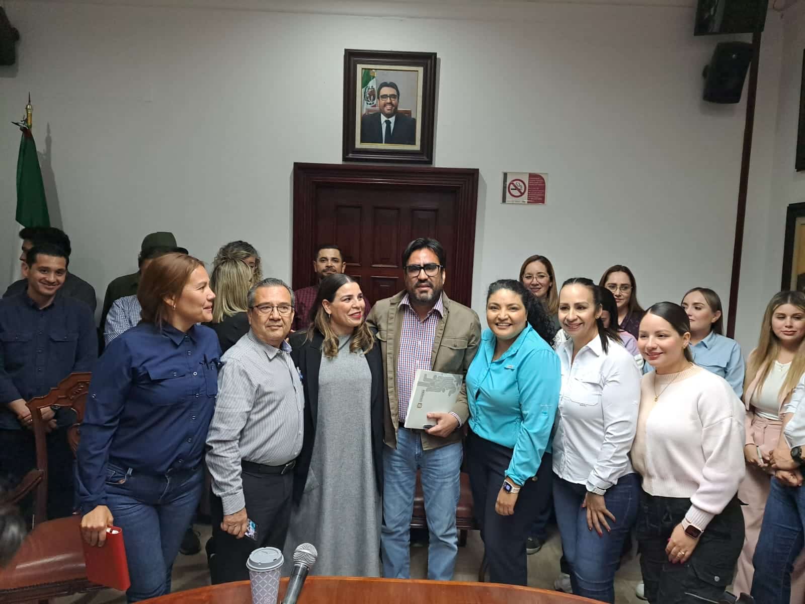 Juan de Dios Gámez solicitó licencia para buscar la reelección en la alcaldía de Culiacán.