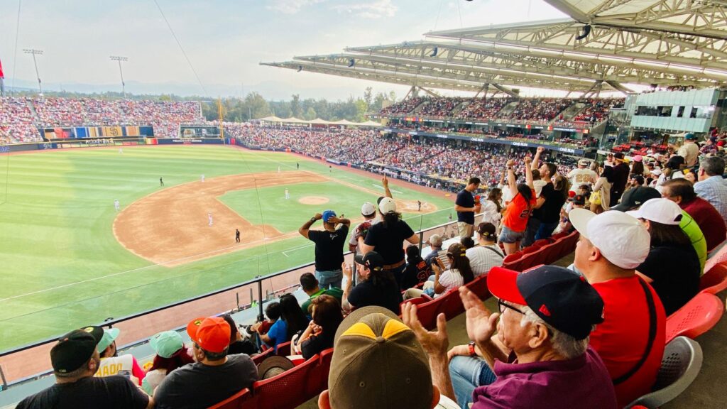 La afición mexicana disfrutó la serie oficial de MLB Mexito City Series 2023