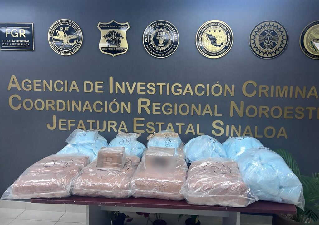 La droga presentada en oficinas de la FGR en Sinaloa