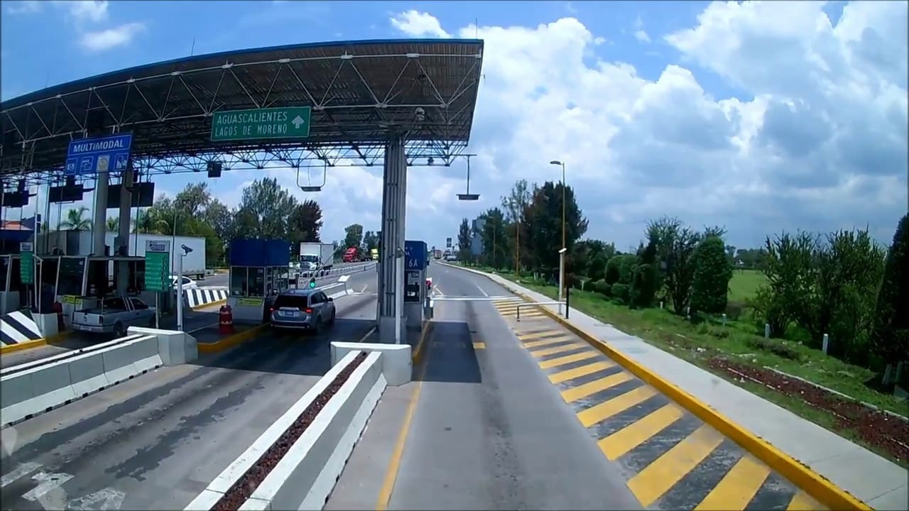 Localizan cinco cuerpos ejecutados en la autopista Lagos de Moreno