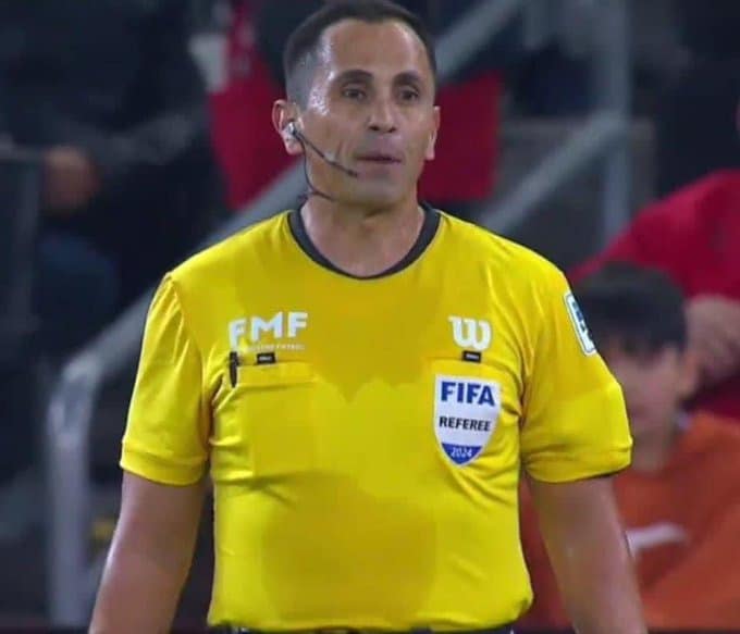 Luis Enrique Santander arbitro de la Liga MX