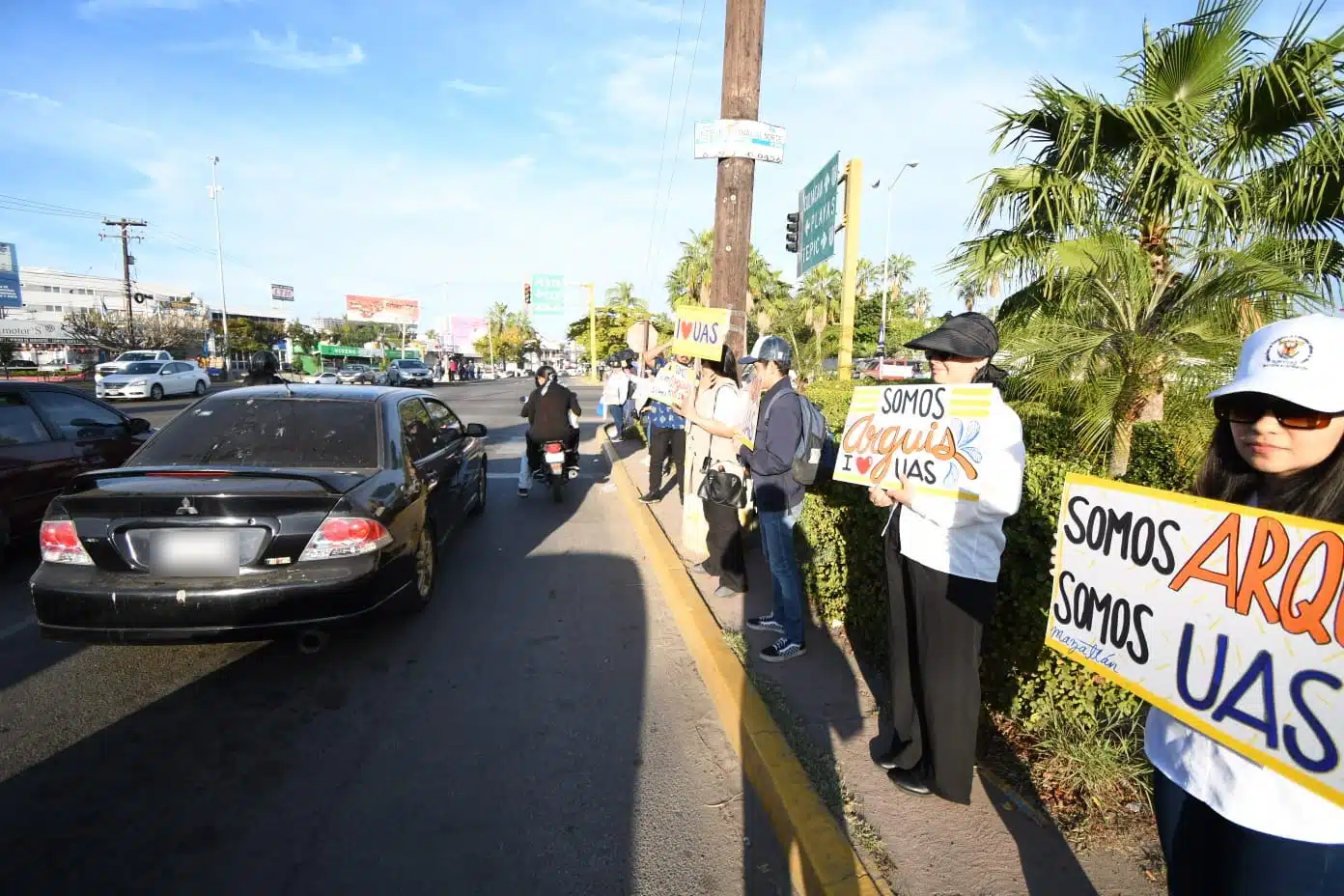 Manifestación de la UAS en Mazatlán