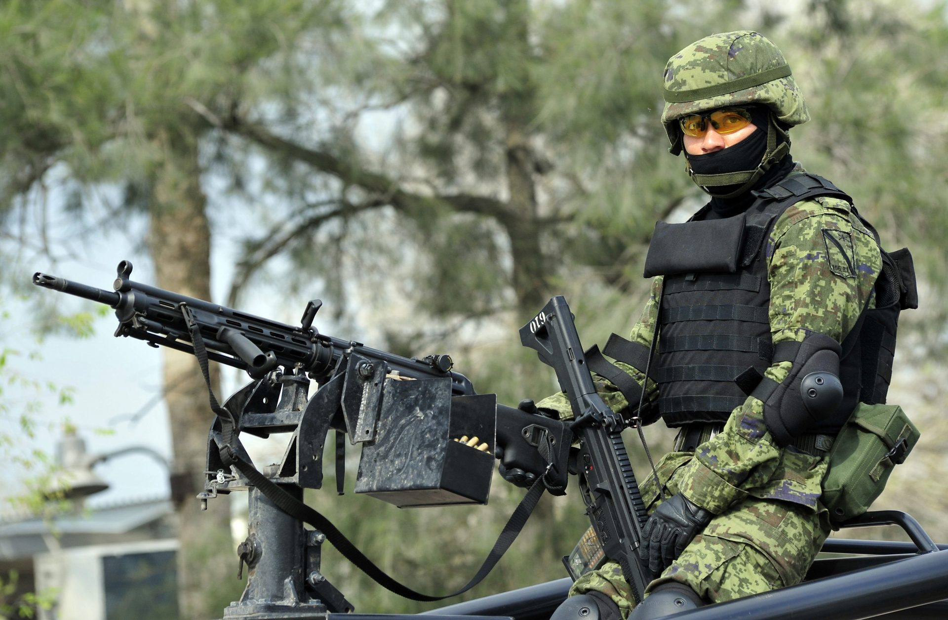 Militares