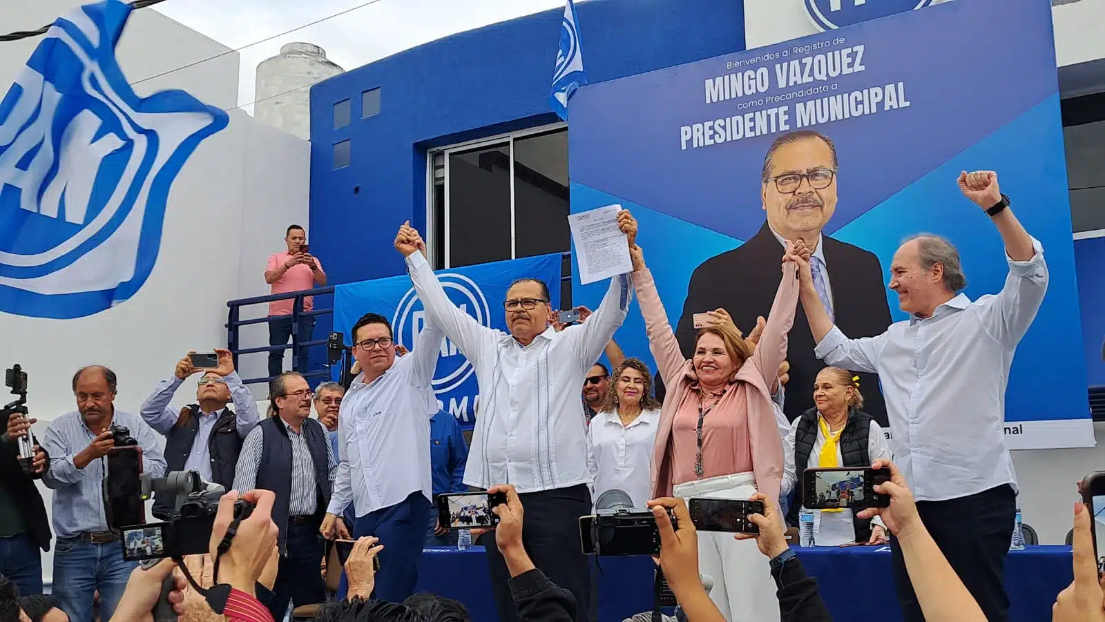 José Domingo “Mingo” Vázquez Márquez se registró formalmente como precandidato a presidente municipal de Ahome por el PAN.