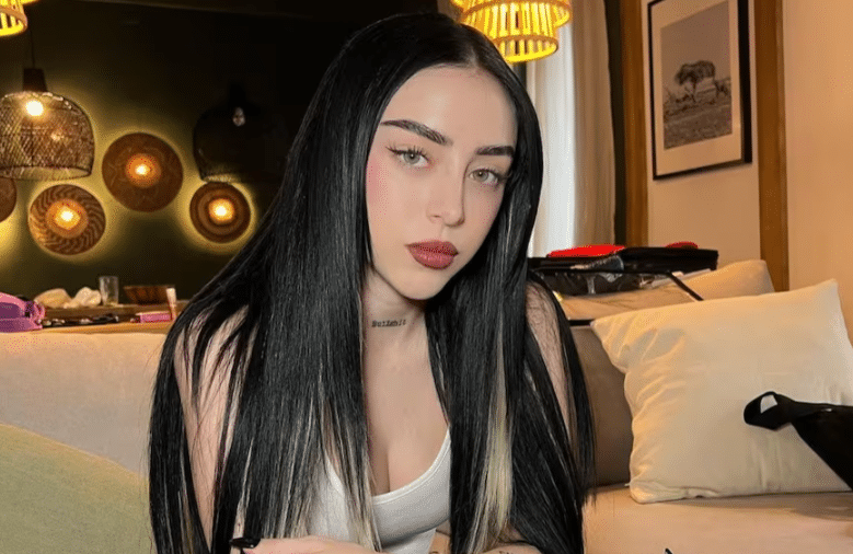 Acusan a Nicki Nicole de usar inteligencia artificial en su mensaje de ruptura con Peso Pluma