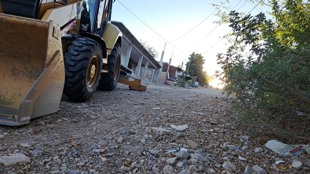 Obra de Pavimentación de la calle Fray Andrés Tello en la colonia Guadalupe Victoria en Culiacán
