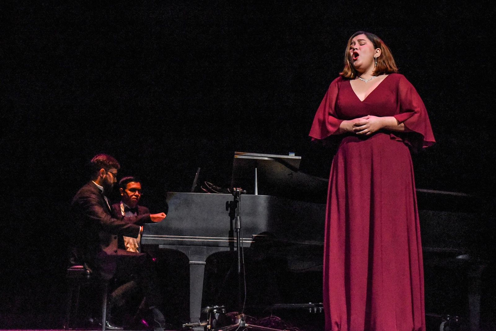 Una persona cantando Ópera en Los Mochis