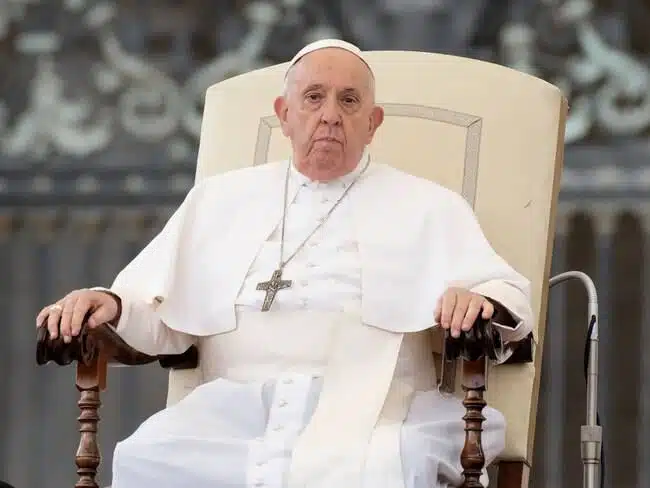 Anuncian sanciones contra sacerdotes que se burlaron de la salud del papa Francisco