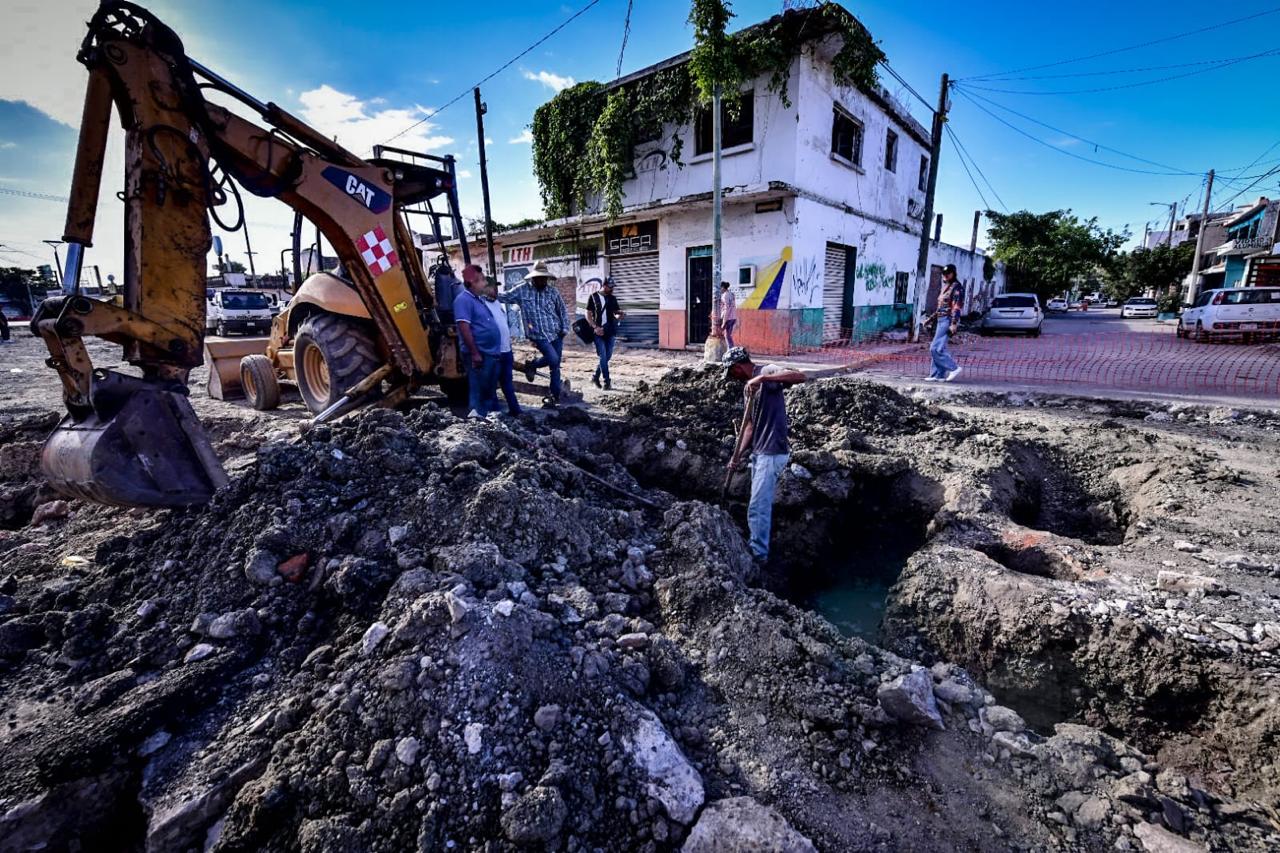 Reconstrucción de la avenida Insurgentes en Mazatlán