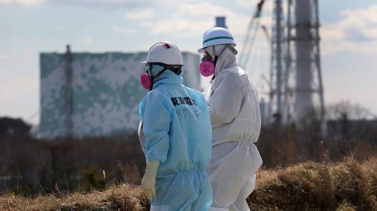 Registran fuga de agua radioactiva en central nuclear de Fukushima