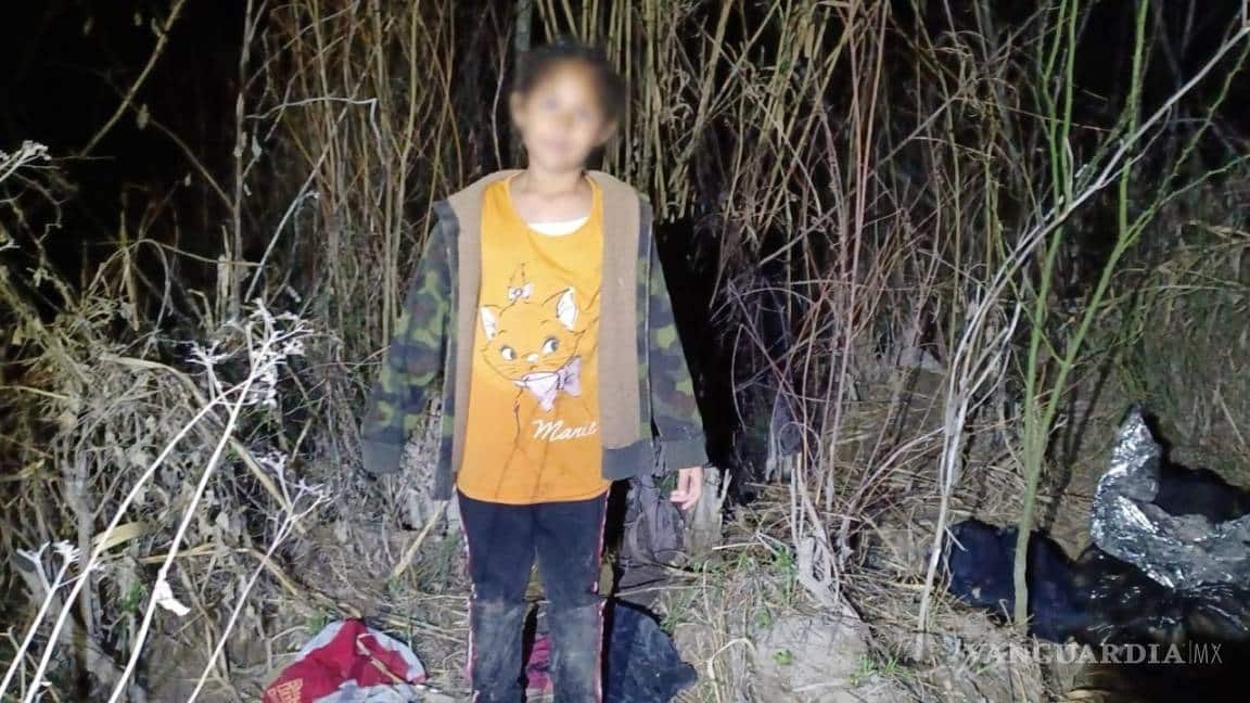 Rescatan a ocho migrantes en el Río Bravo; ¡una niña brasileña entre ellos!