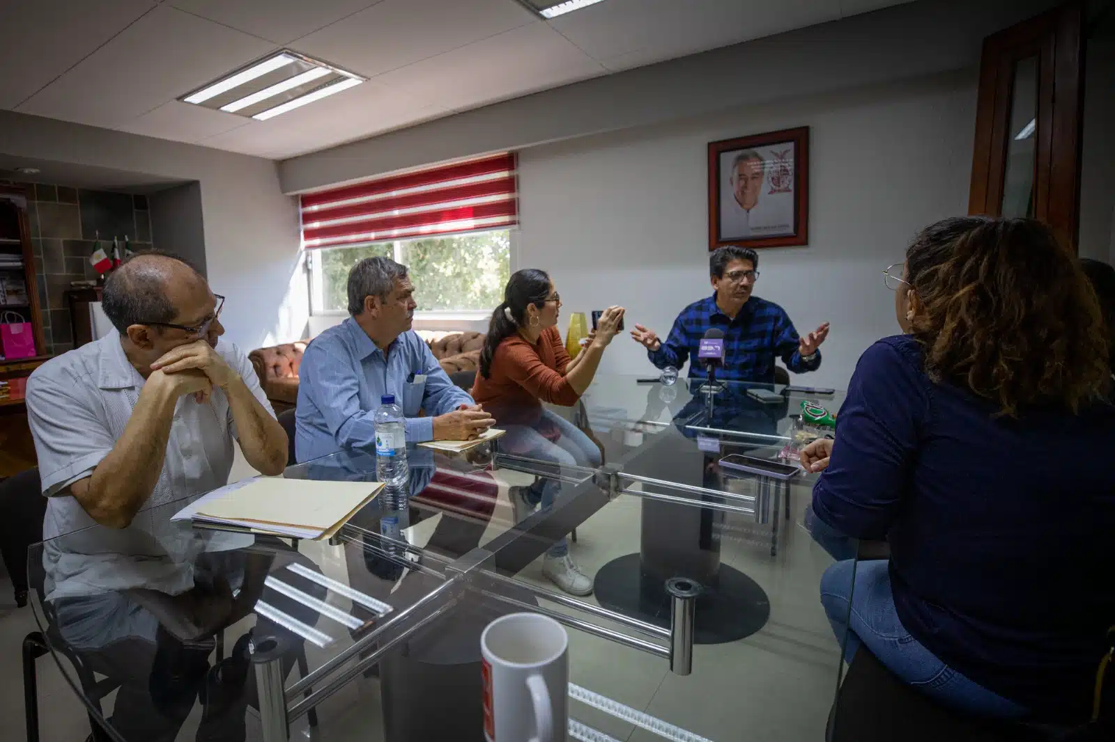 Reunión entre el secretario general de la Catem, Armando Heráldez y autoridades del Ayuntamiento de Guasave.