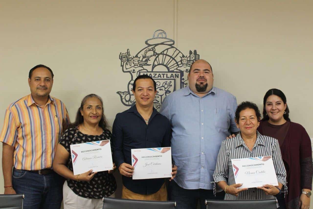 Emprendedores reciben reconocimiento por parte de Sedectur